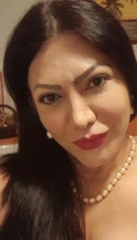 Lola Caresse Erotique